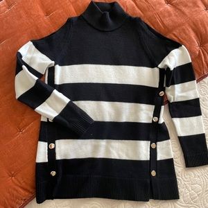 Chico’s cold shoulder black and white striped sweater, size small (Chico size 0)